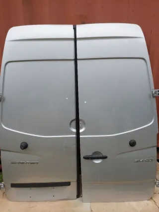  Дверь задняя распашная (комплект) Mercedes Sprinter W906 Арт IVS01599