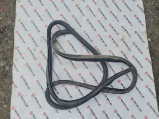 7E0837912B Уплотнитель двери передней правой Volkswagen Caravelle T6 Арт 96927297, вид 1