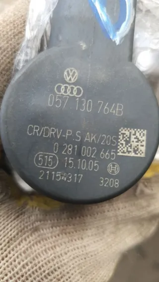 057130764B Датчик давления топлива Audi A6 C6 (S6,RS6) Арт 96928047, вид 1