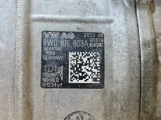 8W0816803A Компрессор кондиционера Audi Q7 4M restailing Арт 39370234, вид 8