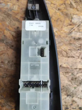 25401BN02C Кнопка стеклоподъемника переднего левого Nissan Note E11 Арт 94327519, вид 2