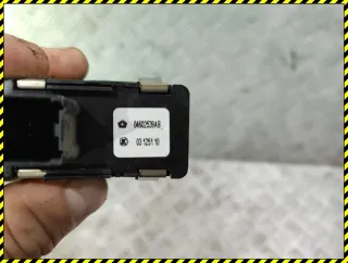 04602539AB Кнопка стеклоподъемника заднего правого  Chrysler Voyager 5 Арт 96935075, вид 6