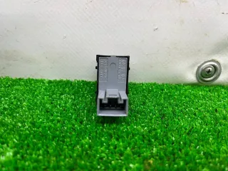 7L6959855B Кнопка стеклоподъемника заднего правого  Seat Ibiza 4 Арт 170876, вид 5