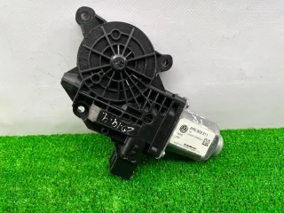 6R0959811 Моторчик стеклоподъемника задний левый Seat Ibiza 4 Арт 170906, вид 1