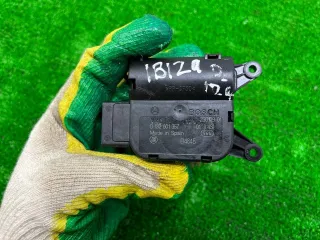 0132801357 Моторчик заслонки печки Seat Ibiza 4 Арт 170909, вид 4
