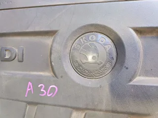 03L103925 Крышка двигателя декоративная Skoda Octavia A5 Арт 96940341, вид 6