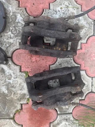 1816197,1817682 Суппорт тормозной передний левый Ford Transit 4 Арт 96940440, вид 1