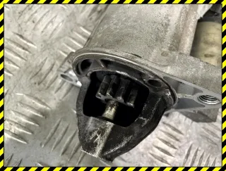 M000T80381 Стартер Mazda 626 GF Арт 96941478, вид 4