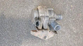  Насос антифриза (помпа) Audi Q7 4L Арт 96941557, вид 4