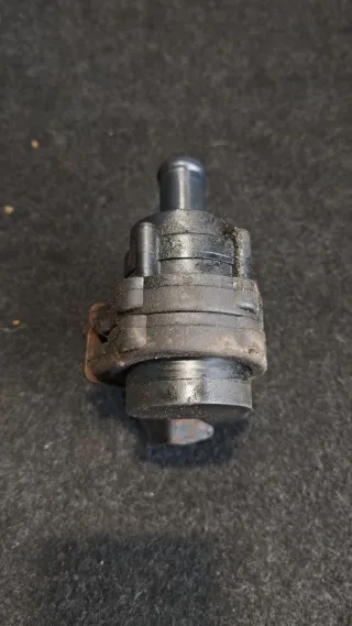  Насос антифриза (помпа) Audi Q7 4L Арт 96941557, вид 1