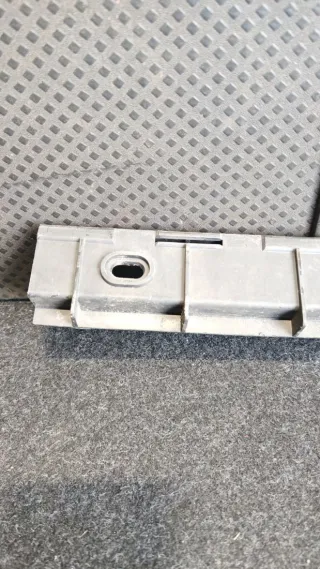 1Z5807863 Кронштейн крепления бампера заднего Skoda Octavia A5 Арт 96942644, вид 6
