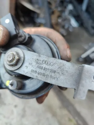 Сигнал (клаксон) Audi Q7 4M restailing 2020г. 4M0951223, 4M0951230 - Фото 3