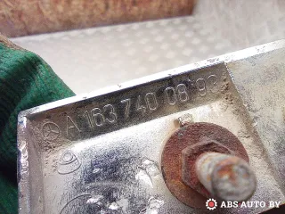 A1637400893 накладка подсветки номера Mercedes ML W163 Арт A29210, вид 11