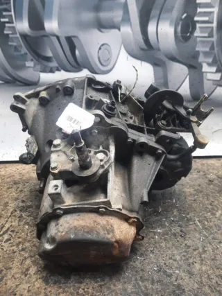 20DM74 КПП механическая (МКПП) Peugeot 307 Арт 21441, вид 3
