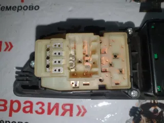 935702S0109P Блок управления стеклоподъемниками Hyundai IX35 Арт 37468, вид 5