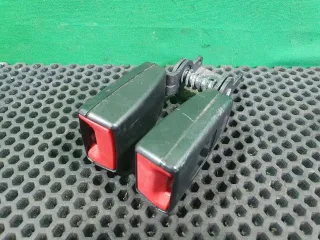 68 830 9590, 609 9577 00 Ответная часть ремня безопасности Chevrolet Cruze J300 Арт 96950537, вид 1