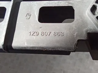 1Z9807863 Кронштейн крепления бампера заднего Skoda Octavia A5 Арт 96954661, вид 14