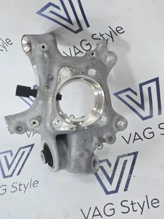 8W0505460D, 8W0505432Q Кулак задний правый Audi S4 B9 Арт 14013
