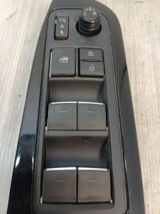 84040002160 Блок управления стеклоподъемниками Toyota C-HR Арт 96955720, вид 3