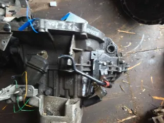 PK1069 КПП механическая (МКПП) 5-ступенчатая Renault Laguna 1 Арт 44901478