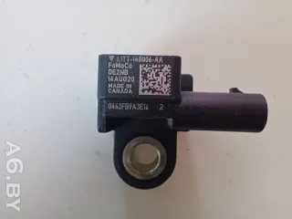 L1TT14B006AA Датчик удара Lincoln Navigator 4 Арт 96958615