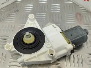 A1669060601 Моторчик стеклоподъемника задний правый Mercedes ML/GLE W166 Арт 7-598-75, вид 2