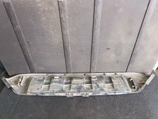 4L0121285 Пыльник радиатора Audi Q7 4L Арт 96959337, вид 1
