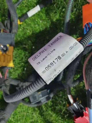 9804848580, 33176097, 9805917880A, 96 751 573 80 Проводка салона Peugeot 308 2 Арт 96959341, вид 12