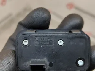 A2128210551, A2118219451 Кнопка открытия багажника Mercedes GL X164 Арт 7-606-75, вид 5