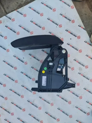  Подлокотник Skoda Octavia A7 Арт 96960617