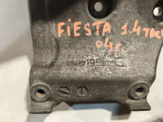 9646719680 Кронштейн компрессора кондиционера Ford Fiesta 5 Арт 96960700, вид 3