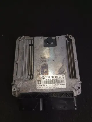 03L906022GB Блок управления двигателем Skoda Octavia A5 Арт 96989843, вид 1