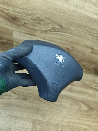96845302ZE Подушка безопасности водителя Peugeot 3008 1 Арт 96991, вид 3