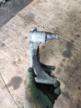 BSE Кронштейн двигателя Skoda Octavia A4 Арт 96992703, вид 2