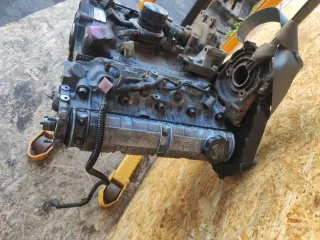 F8Q,F8Q3784 Двигатель Renault Scenic 1 Арт 99020, вид 4