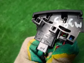 9231786 Кнопка аварийной сигнализации BMW 3 F30/F31/GT F34 Арт 96999130, вид 2