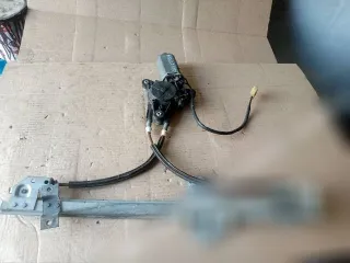  Стеклоподъемник электрический передний правый Mitsubishi Galant 7 Арт 160226455, вид 1