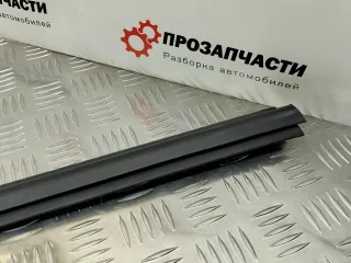 A1667250365, A2927250300, A2927250400 Молдинг стекла двери передней правой внутренний Mercedes GLS X166 Арт 7-629-14, вид 2