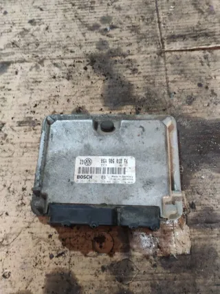 06A906018FK Блок управления двигателем Volkswagen Golf 4 Арт 97003617, вид 1