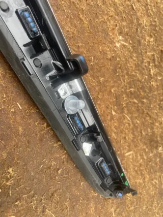 95B867409D Молдинг (накладка) двери передней левой Porsche Macan Арт 915OB, вид 6