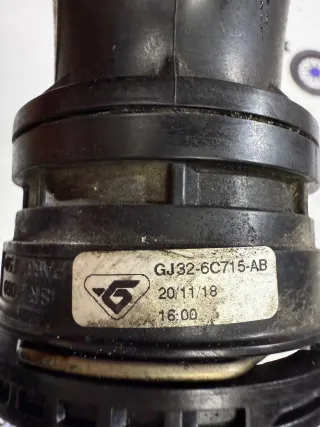 GJ326C715AB Патрубок интеркулера Land Rover Evoque 2 Арт 97003768, вид 3