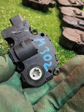 EFB436 Моторчик заслонки печки BMW X5 E70 Арт 97003949, вид 5
