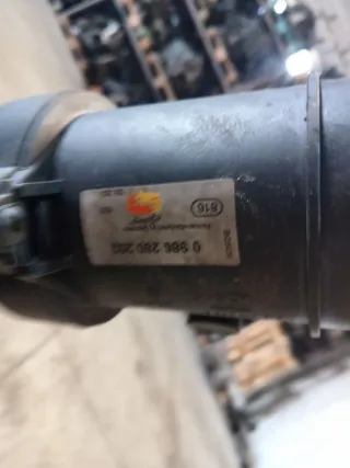 074129620 Корпус воздушного фильтра Volkswagen Transporter T4 restailing Арт 97004056, вид 3