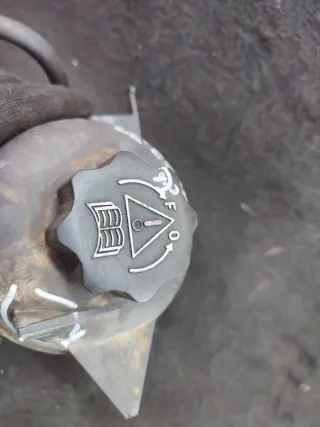9632166180,9609955680,63299019 Расширительный бачок Peugeot 607 Арт T607-72, вид 8