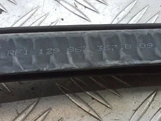 1Z9867367B Уплотнитель двери задней левой Skoda Octavia A5 Арт 97004655, вид 18