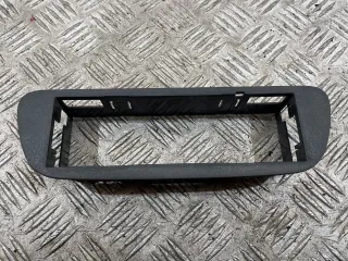 9016890557 Рамка под магнитолу Mercedes Sprinter W901-905 Арт 53656, вид 1