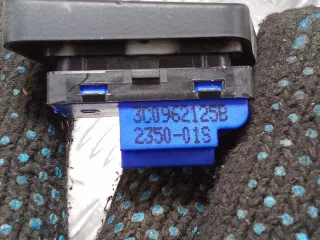3C0962125B Кнопка центрального замка Volkswagen Passat B6 Арт 97005647, вид 9