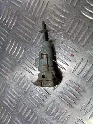 3C0837167B,3C0837168B Личинка дверного замка Volkswagen Passat B6 Арт 97005662, вид 3