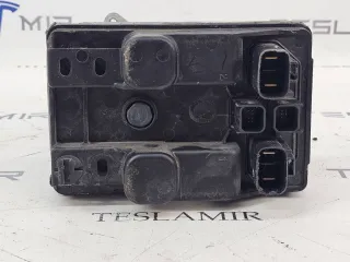1044831-00 серводвигатель (моторчик) рулевой рейки Tesla model 3 Арт 32905, вид 3