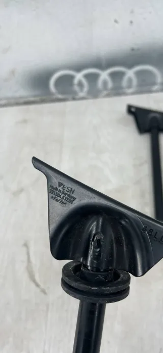 991504538,99150453801,991504537,99150453701 Кронштейн крепления крыла Porsche Cayman 718 Арт 1334172280, вид 3